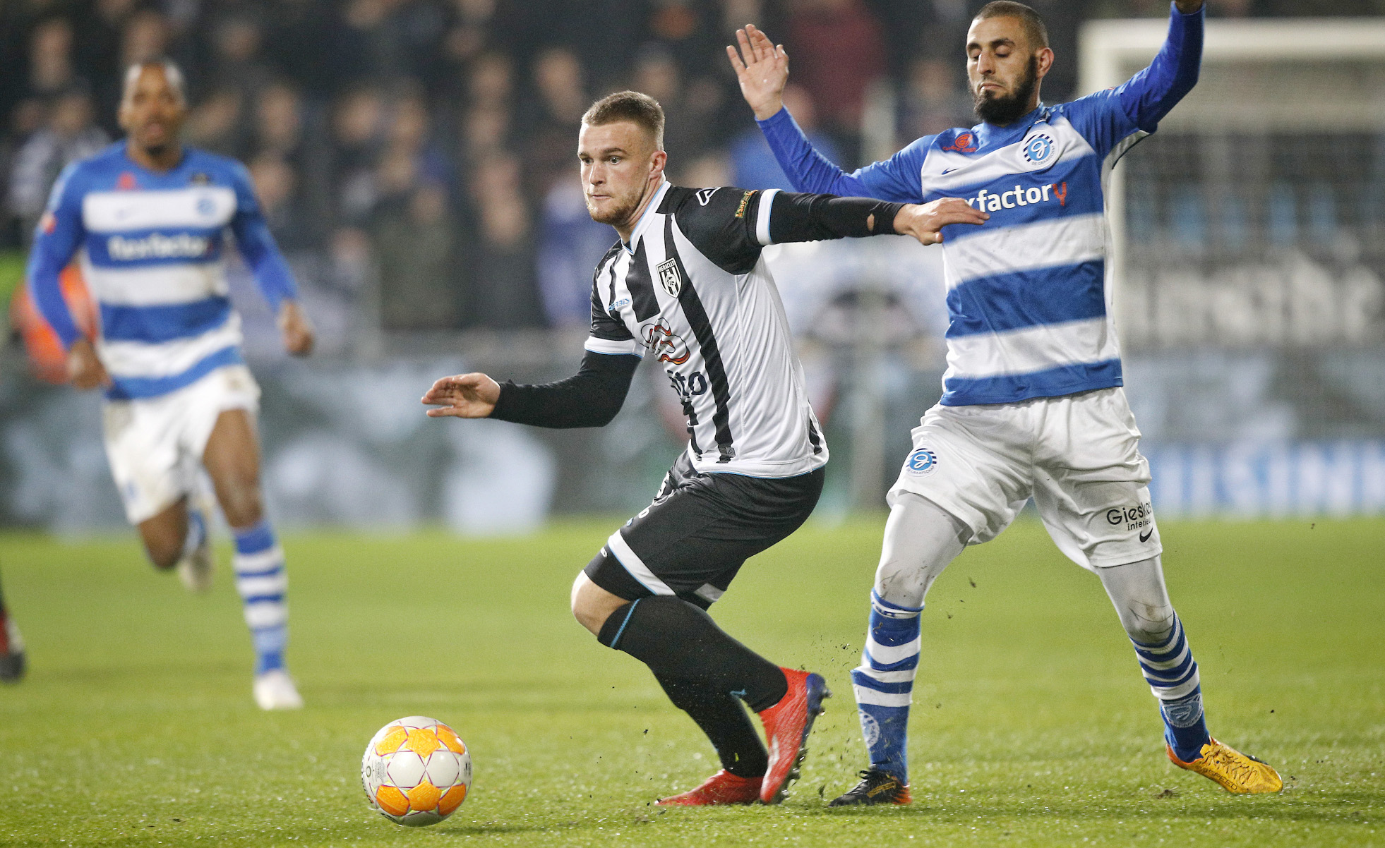 Joey Konings tekent bij De Graafschap 