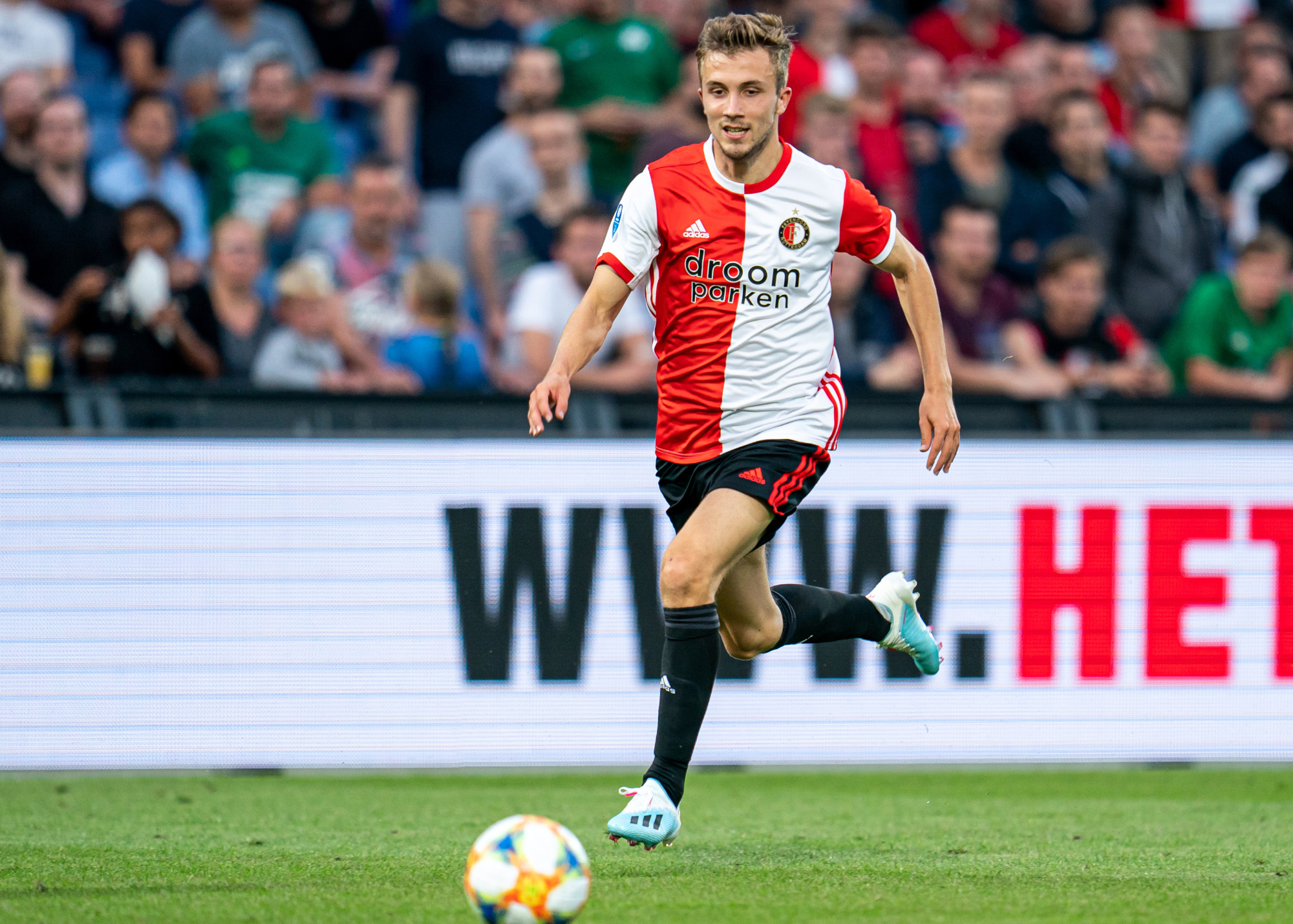 RKC Waalwijk huurt Dylan Vente van Feyenoord
