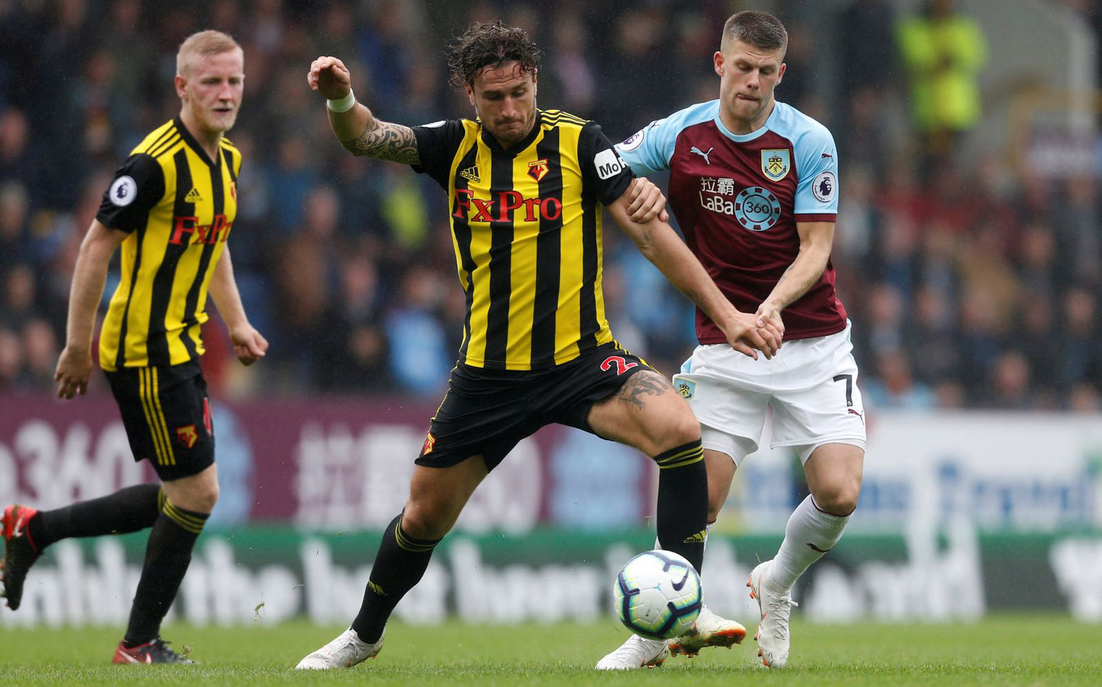 Daryl Janmaat enkele weken uit de roulatie
