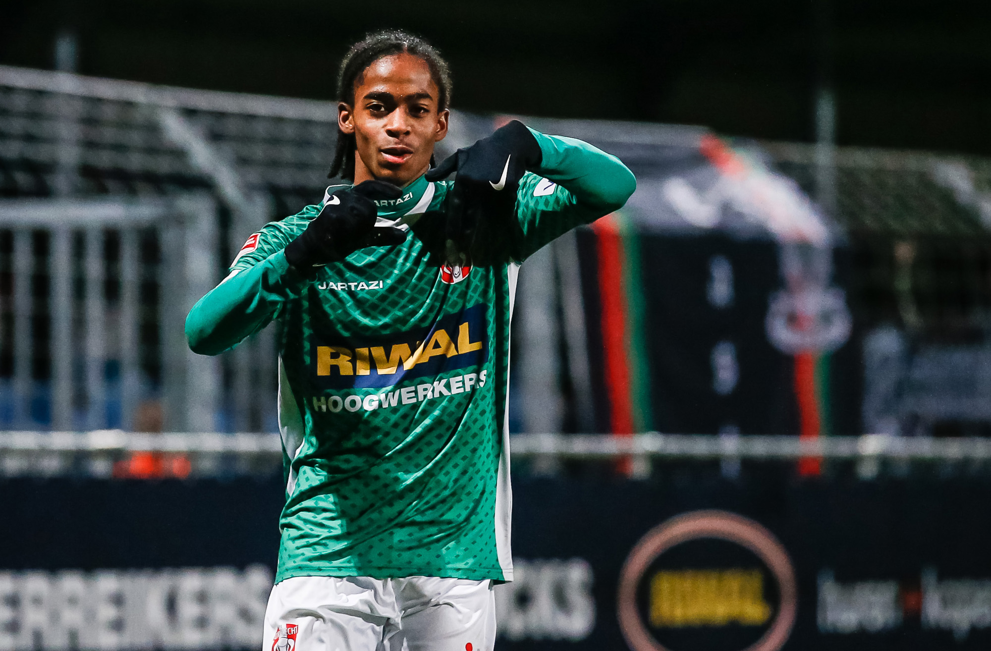 Crysencio Summerville belangrijk voor FC Dordrecht