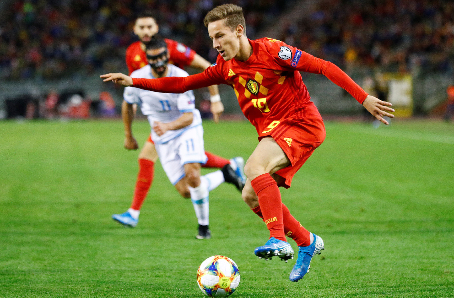 Yari Verschaeren maakt eerste goal voor Rode Duivels